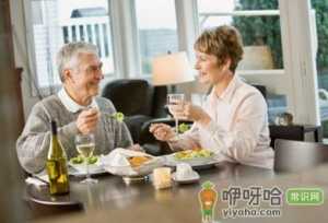 中老年人日常饮食如何搭配最养生