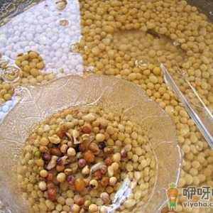 洗豆子为什么会出沫？洗豆子出泡沫正常吗