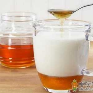 纯牛奶里能加蜂蜜吗？纯牛奶加蜂蜜喝的3大好处