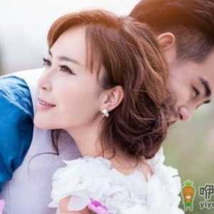 女人什么时候最美丽？玩填字游戏