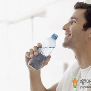 喝水真能排毒？专家答疑喝水的十大好处