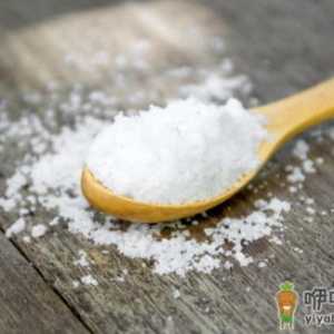 没想到盐吃多了竟有这么多危害 小心长雀斑