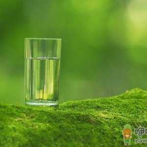 早上起床不能喝什么水？晨起不能喝盐水