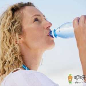 长期饮用饮水机桶装水的健康隐患