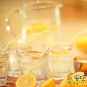 柠檬水抗癌吗？专家称不靠谱