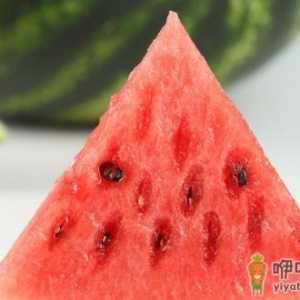 西瓜是夏季的消暑果品 食用西瓜的好处及禁忌