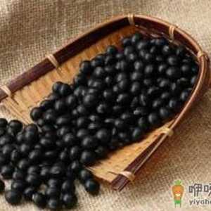 黑豆泡醋改善便秘又养生