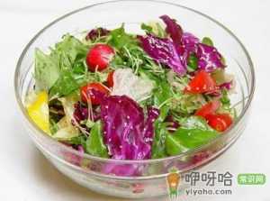 哪4类蔬菜不能凉拌生吃？做凉拌菜注意事项