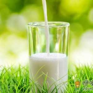 牛奶越浓就越好？喝牛奶易犯的误区