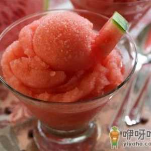 吃西瓜有什么好处？西瓜的做法大全