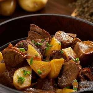 牛肉炖土豆怎么做好吃？牛肉炖土豆的做法