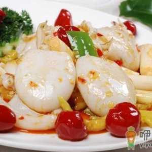 自制美味食谱：双椒墨鱼仔的做法