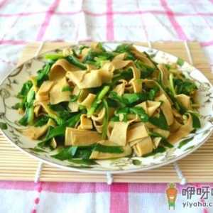 韭菜的功效-春韭炒豆皮的做法