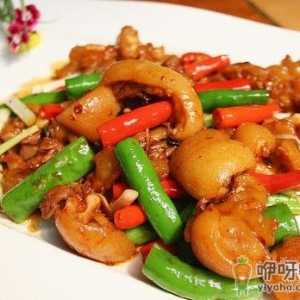 炒菜时用什么油好？用什么油炒菜好吃