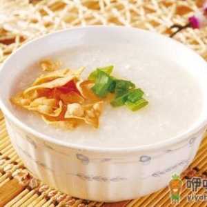 煮一锅软糯美味的皮蛋瘦肉粥