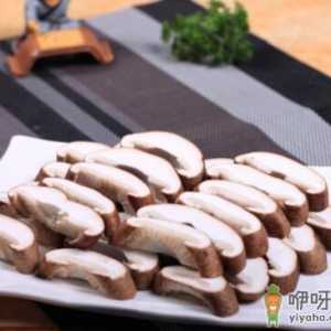 抽烟者的护肺饮食-川贝雪梨猪肺汤的做法