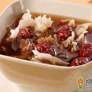手脚冰凉的人饮食需要注意什么？