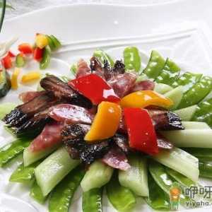 炒菜为什么要放糖？炒菜时是先放糖还是先放盐