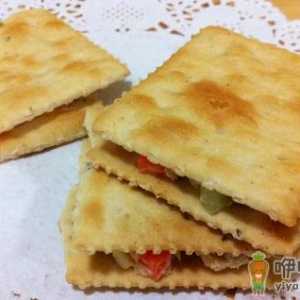 金枪鱼夹心饼干的做法