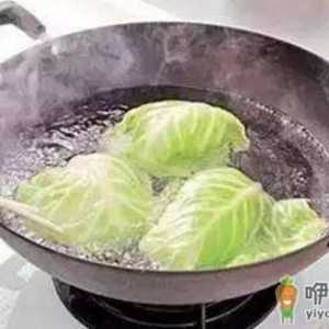 做菜前先焯水 这样护胃妥妥的