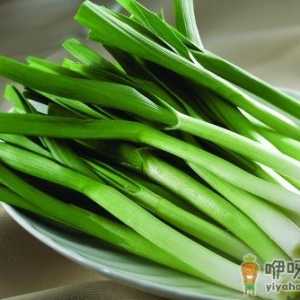 青蒜的功效 青蒜的做法