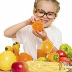 宝宝“异食癖”的症状与危害