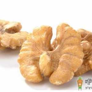 大杏仁和梅子成皮肤的解“皱”法宝