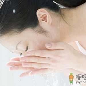 秋季补水 做个“水”美人