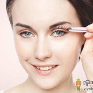 你画睫毛的方法正确吗
