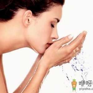 盐水洗脸的作用-盐水洗脸的方法