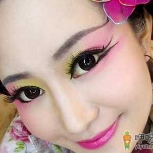 揭秘专业人士私藏的化妆技巧