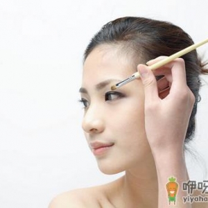 怎么化出素颜的效果？