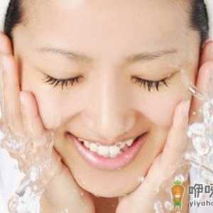 洗脸别太勤 小心油脂分泌更旺盛