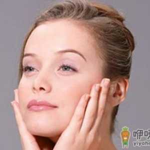 教给你能控油补水的护肤术