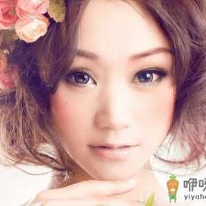 出席婚礼不做路人 三种妆容更胜新娘