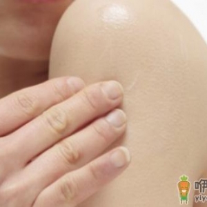 冬季不同肌肤的保湿方法
