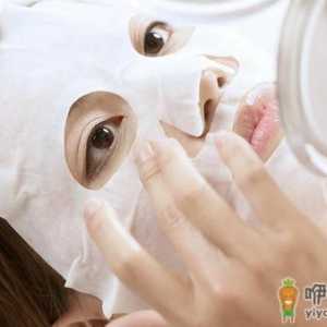 你应学会的美容小心机：眼霜当成唇蜜用