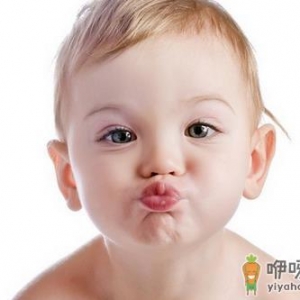 如何脱奶？怎么让宝宝爱上奶瓶？