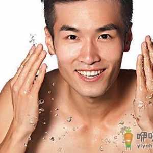 详解男士护肤品使用顺序