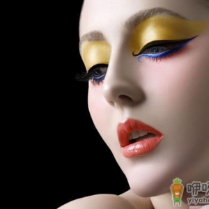 美妆工具：遮瑕膏的别样用途