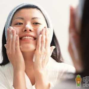 黏稠的精华就比较滋润？护肤误区你必知