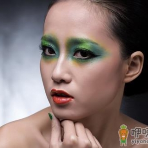 快速修补妆容失误的小技巧