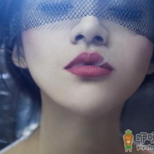 唇珠整形术打造性感嘴唇