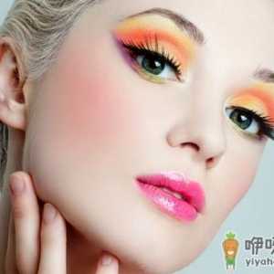 8个化妆技巧 让你一整天美美哒