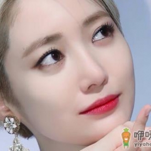 教时髦短发MM如何化当季彩妆