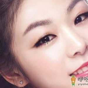 美容大师教你快速补眼妆