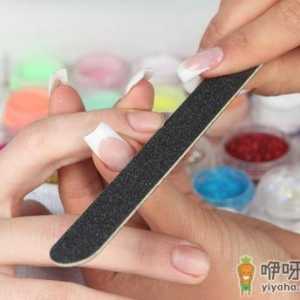指甲油涂抹的8个小技巧 让美甲更持久