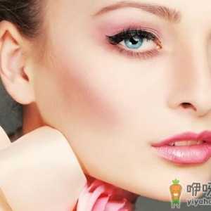 轻松补妆三个“一”