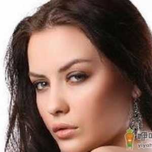 左右脸不对称？自我矫正方法