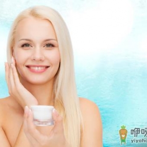6大皮肤缺水症状你是否中招了 皮肤快速补水方法揭秘